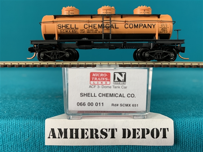 66 00 011 Micro Trains Shell Chemical Co. Tank Car