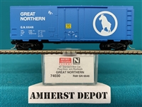 74030 Micro Trains Great Northern Box Car Great Northern
