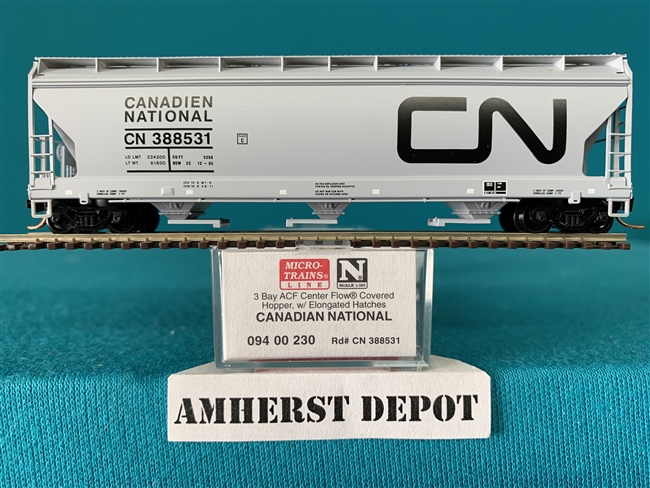 94 00 230 Micro Train Canadian National Covered Hopper CN