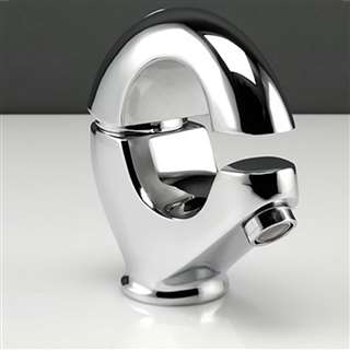 Monarc Deck Mount Chrome Faucet single handle design