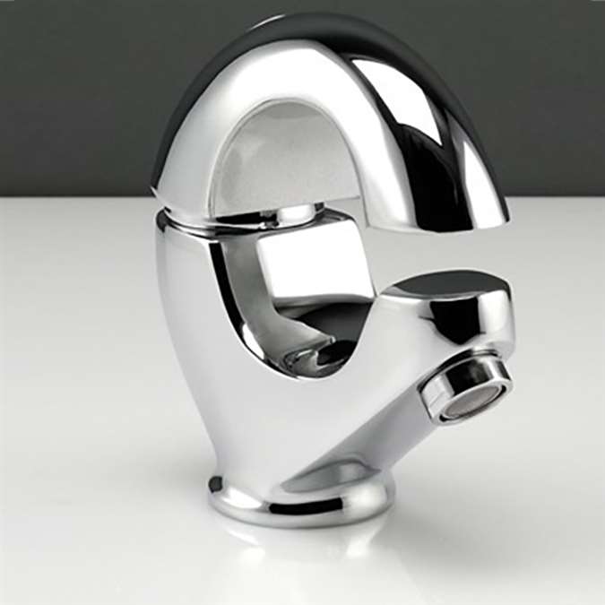 Monarc Deck Mount Chrome Faucet