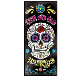 Give your Dia De Los Muertos guests a practical, colorful way to carry their keepsakes.  These Day Of The Dead Cello Bags are sold 25 per package and include twist ties to help keep everything together.  Printed in full, vibrantly bold color.