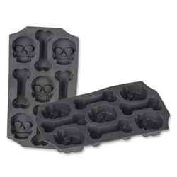 Skull & Bones Ice Mold (One Ice Mold Per Package)