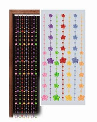 Daisy Bead Curtain, 78inx24in  (1/Pkg)