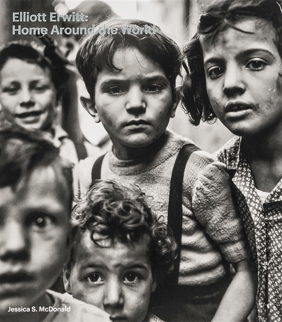 Elliott Erwitt: Home Around the World