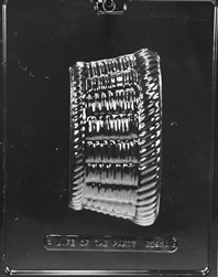 Medium Hollow Basket Chocolate Mold - Piece 1