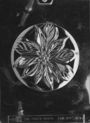 Poinsettia Pour Box Top Chocolate Mold