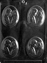 Bride & Groom Medallion Mold