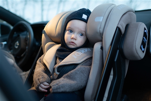 Axkid One 3 I 23kg (61 to 125cm) Isofix Car Seat Driftwood Beige