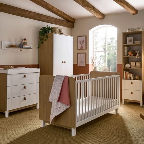 Cuddle Co Rafi 5 Piece Nursery Furniture Set - White and Oak