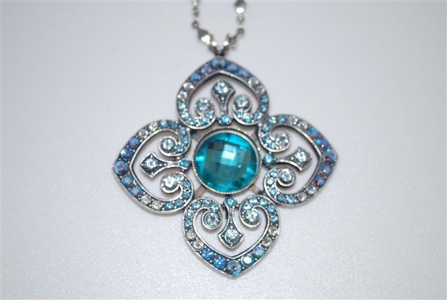 Mariana Clover Pendant with Swarovski Crystals from the Italian Ice Collection and .925 Silver Plating