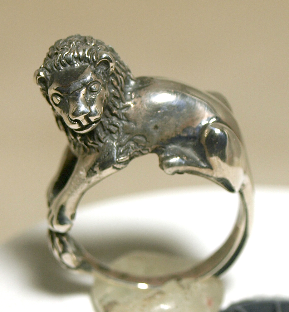 Gem O Sparkle 925 Sterling Silver Oxidized Lion Face Rings With Majestic Sterling  Silver Ring Price in India - Buy Gem O Sparkle 925 Sterling Silver Oxidized  Lion Face Rings With Majestic