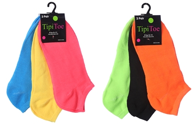 Wholesale Women's 3 Pack Solid Cute Cotton Ankle Socks (60 Packs)