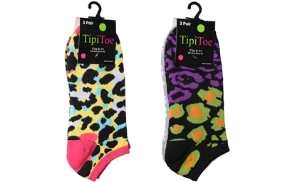 Wholesale Women's 3 Pack Novelty Patterned Cute Cotton Ankle Socks (60 Packs)