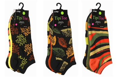 Wholesale Women's 3 Pack Novelty Patterned Cute Ankle Socks (60 Packs)