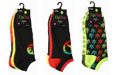 Wholesale Women's 3 Pack Novelty Patterned Cute Ankle Socks (60 Packs)