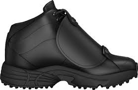 This is 3N2 Reaction Pro Plate Mid Umpire Shoes