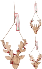 Reindeer Head Decoration With Berries