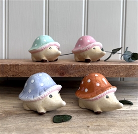 4asst Small Ceramic Hedgehogs with Mushroom Backs 8cm