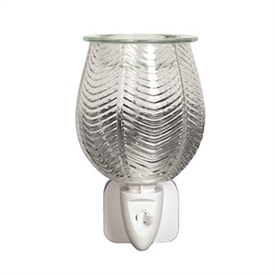 DUE MARCH -15W Ribbed Glass Electric Plugin Aroma Lamp - Clear Lustre 12cm