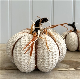 DUE EARLY AUGUST Large Knitted Pumpkin Decoration 16cm