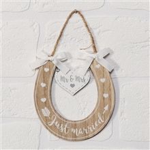 Love Story Just Married Horseshoe Plaque 13cm SOLD IN 3's