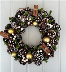 DUE EARLY AUGUST Cinnamon Festive Christmas Wreath 36cm