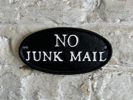 Round Cast Iron Sign - No Junk Mail 17cm