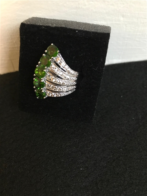 3.25ctw Chrome Diopside Sterling Silver Ring