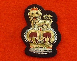 Staff Officers Beret Badge Gold on Black