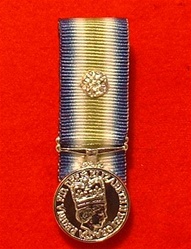 Court Mounted Falklands Miniature Medal with Rosette ( South Atlantic medal )