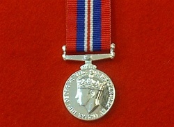 World War 2 1939-1945 War Miniature Medal