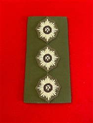 Olive Green Foot Guards Irish Guards 1st Captain Officer Rank Slide ( Captain Rank Slide )