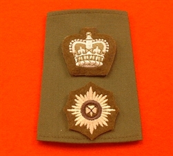 Olive Green Foot Guards Irish Guards Lieutenant Colonel Officer Rank Slide ( Lieutenant Colonel Rank Slide )