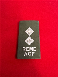 High Quality The Princess of Wales's Royal Regiment ACF Lieutenant Olive Combat Rank Slide.