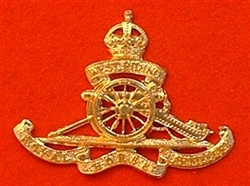 West Riding Artillery Kings Crown Metal cap badge.