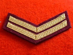 Mess Dress Corporal Chevrons Gold on Maroon)