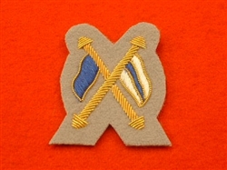 Signalers Crossed Flags Intelligence Corps Mess Dress Badge Grebe Grey ( IC Mess Dress Badge )
