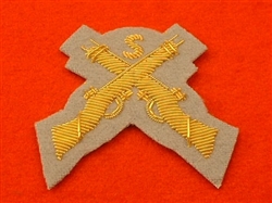 Snipers Crossed Rifles Intelligence Corps Mess Dress Badge Grebe Grey ( IC Mess Dress Badge )