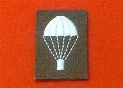 Uniform Parachute Qualification Badge