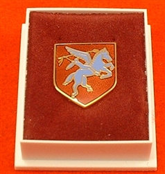 Quality Pegasus Boxed Lapel Badge ( Pegasus Boxed Lapel Badge )