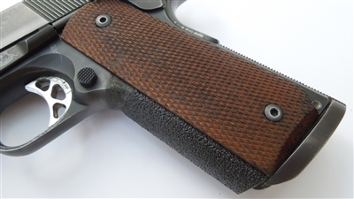 1911 grip tape | B01J919XSU | griptape | 1911-22 | textured front strap | 1911 grip texture | front strap texture | 1911 stipple | 1911 stiple | pistol grip tape | nictaylor00 | nictaylor