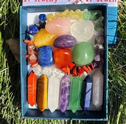 Chakra gift box includes chakra bracelet 7 genuine polished stones and 7 crystals
