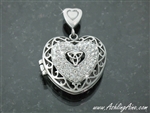 Beautiful Triple Heart Trinity Locket/Memorial ( S154)