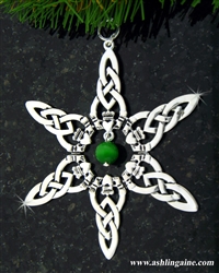 Claddagh w/ Green Cat's Eye Bead SnowWondersÂ® Snowflake (#SW5059)