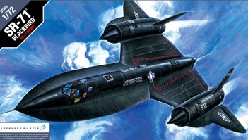 12448 1/72 SR-71 Blackbird
