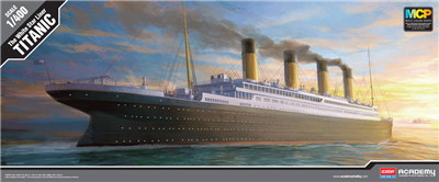 14215 R.M.S. TITANIC  (MCP)