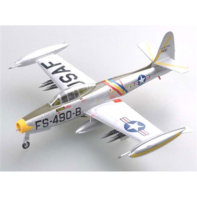 37105 1/72 F-84E (51-490), 523 FES, Lt. Col. William Bertram, January 1951