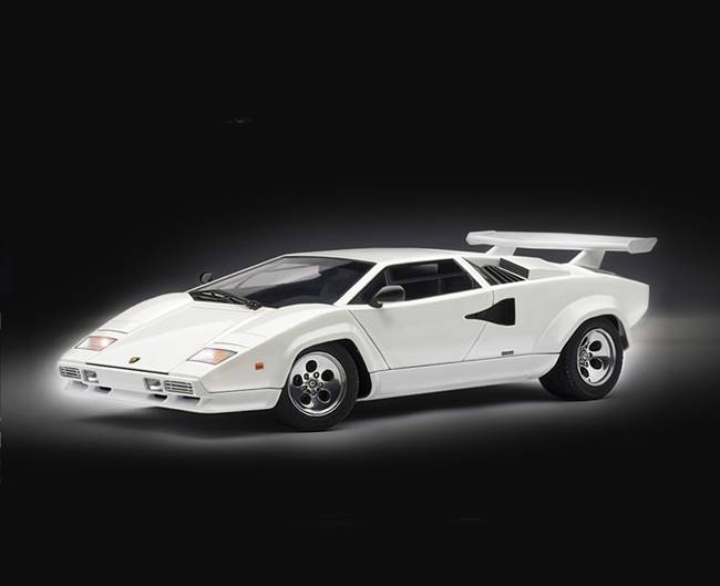 553683 1/24 Lamborghini Countach 5000 Quattrovalvole