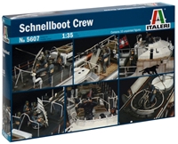 555607 1/35 Schnellboot Crew